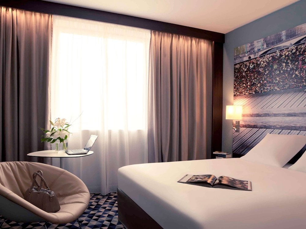 Mercure Paris Ivry Quai de Seine 17