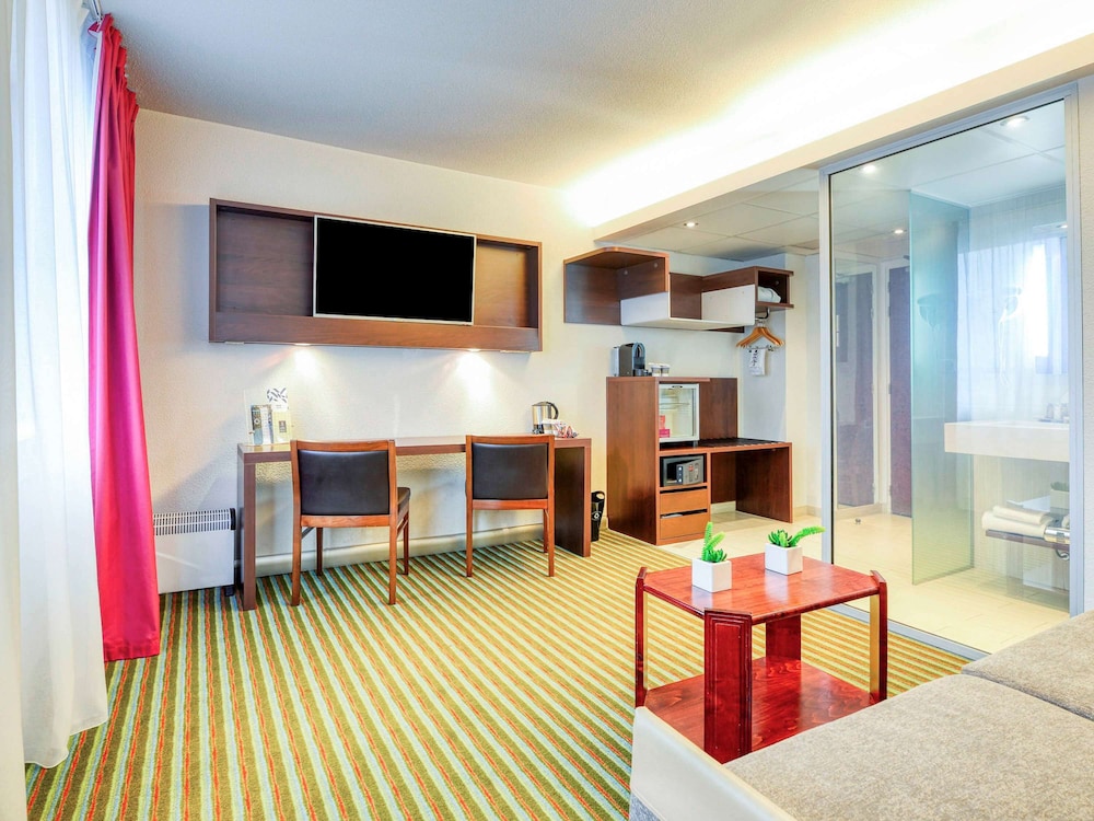 Mercure Paris Ivry Quai de Seine 13