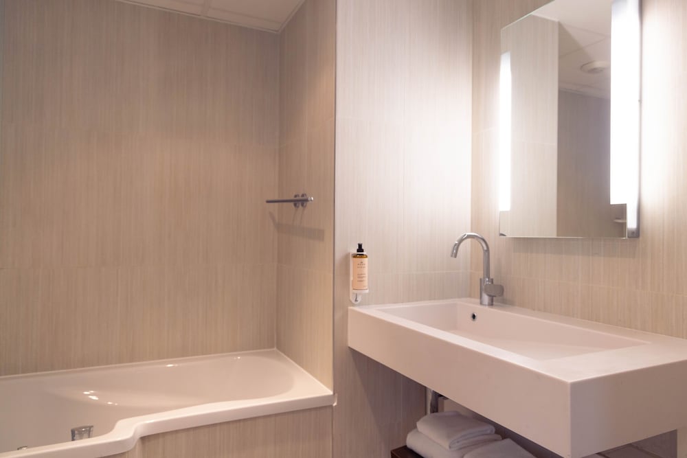 Mercure Paris Ivry Quai de Seine 22