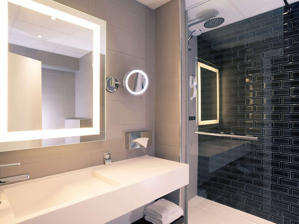 Mercure Paris Ivry Quai de Seine 24