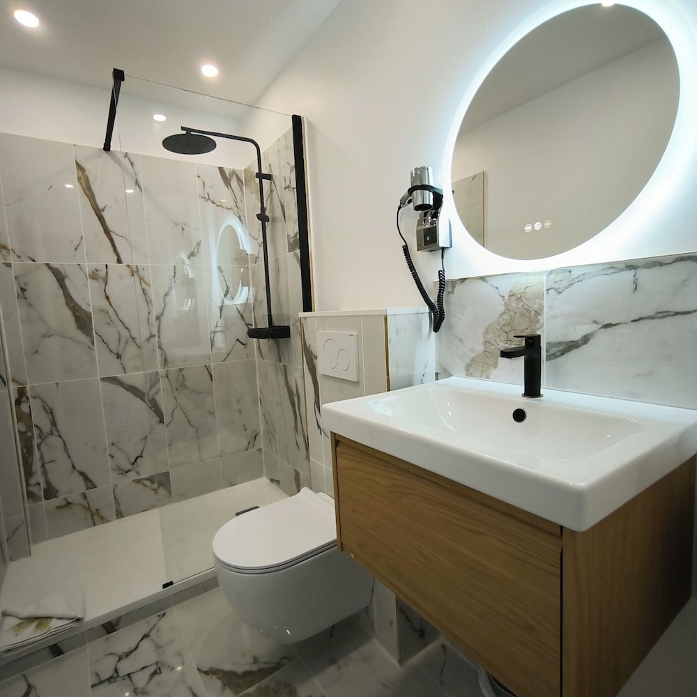 Hôtel le Twelve 14