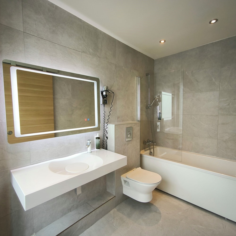 Hôtel le Twelve 13