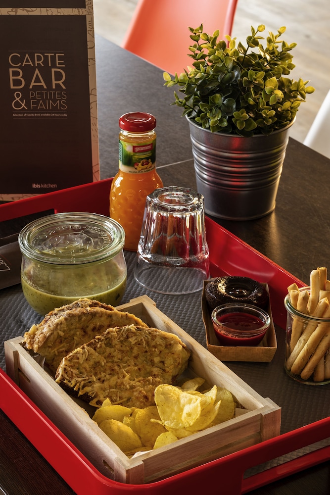 Hôtel ibis Cergy-Pontoise Le Port 24