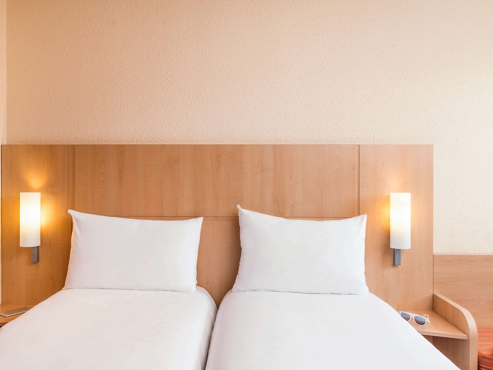 Hôtel ibis Cergy-Pontoise Le Port 5
