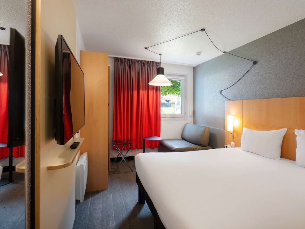 Hôtel ibis Cergy-Pontoise Le Port 19