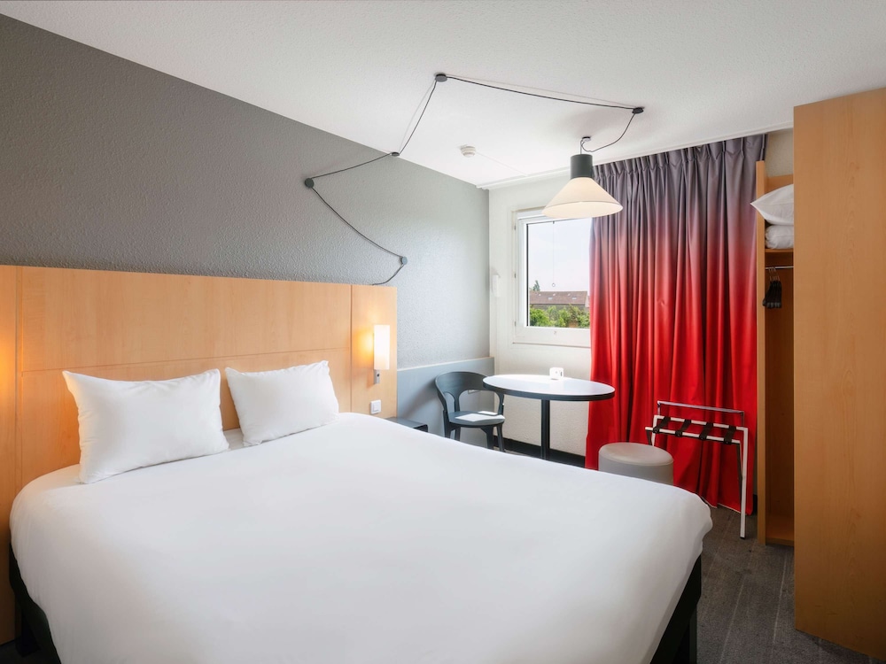 Hôtel ibis Cergy-Pontoise Le Port 15