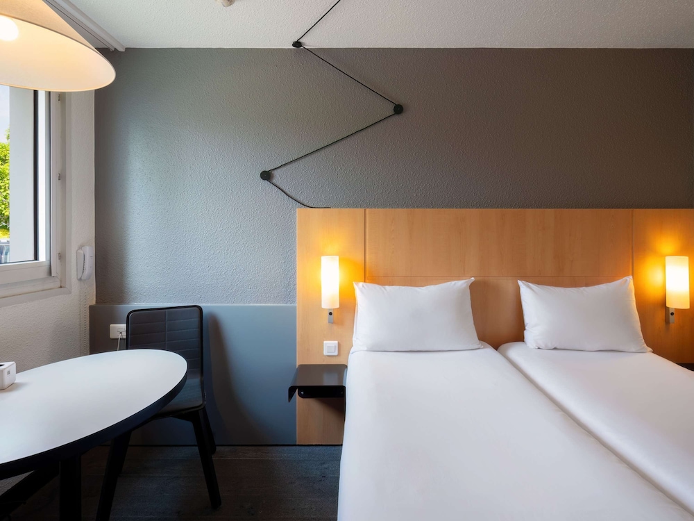 Hôtel ibis Cergy-Pontoise Le Port 16