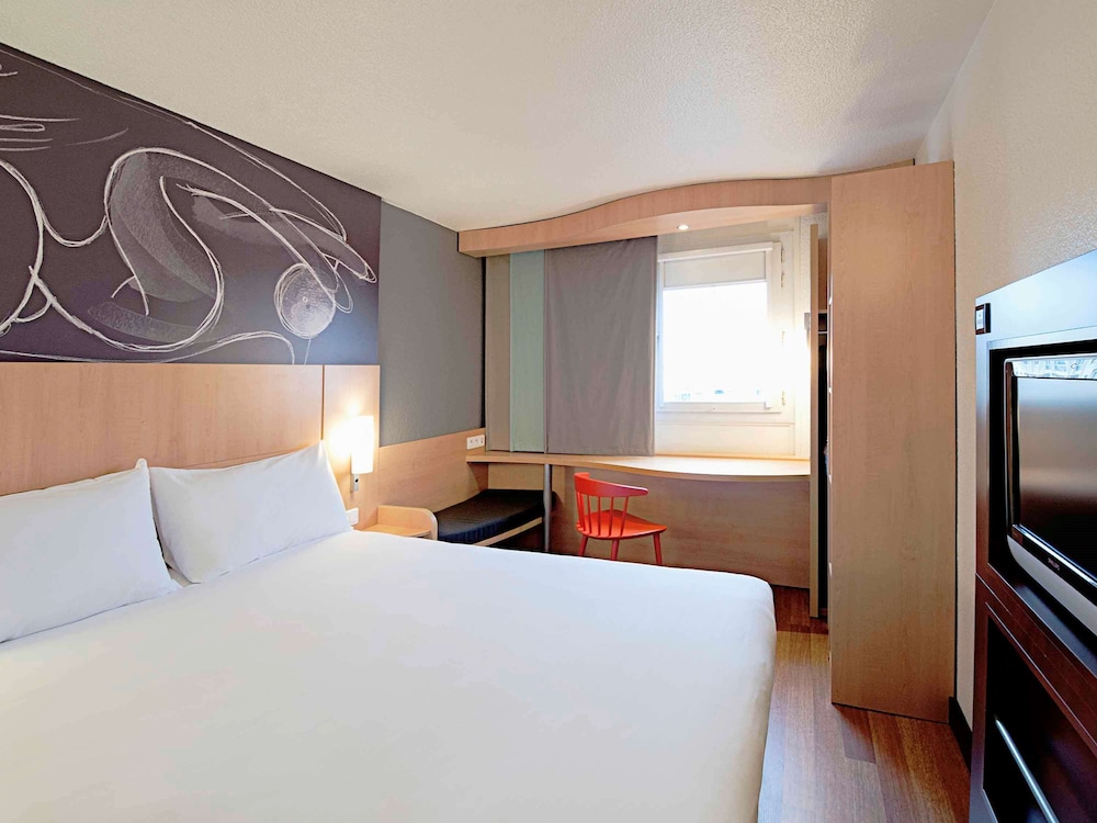 Hôtel ibis Orly Chevilly Tram 7 10