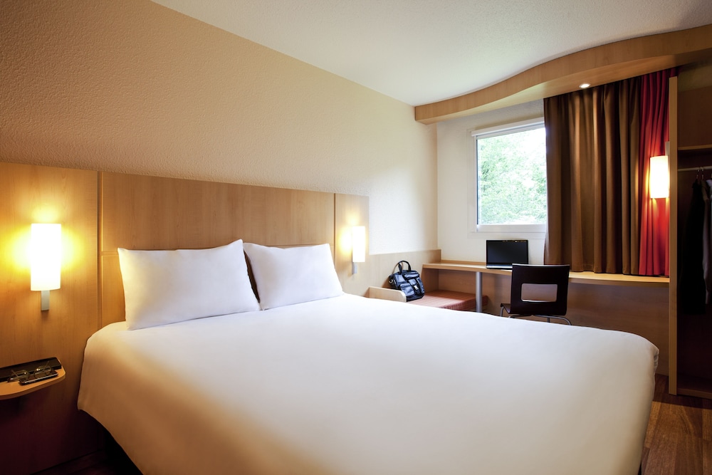 Hôtel ibis Orly Chevilly Tram 7 3