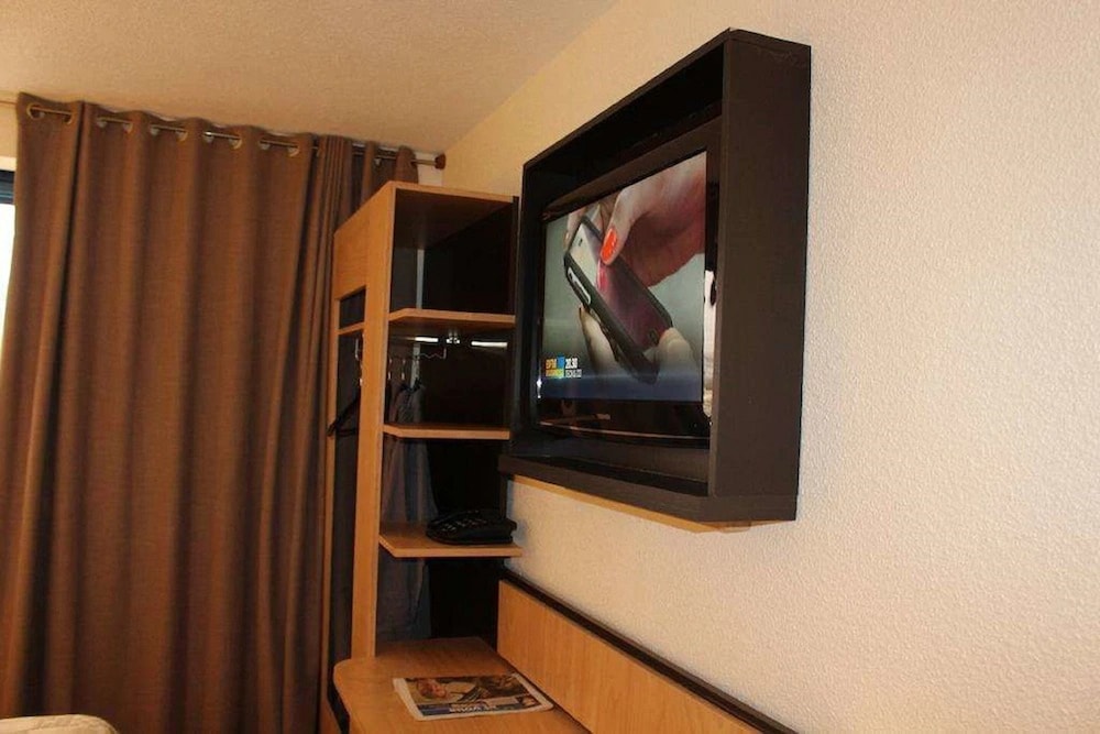 Euro Hotel Orly-Rungis 10
