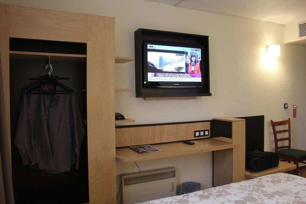 Euro Hotel Orly-Rungis 9