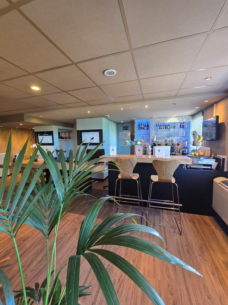 B&B HOTEL Versailles Le Chesnay 3