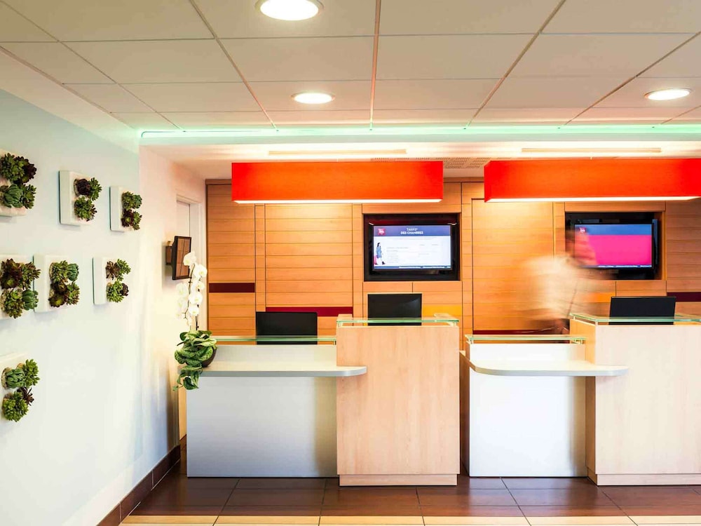 Hôtel ibis Massy 2