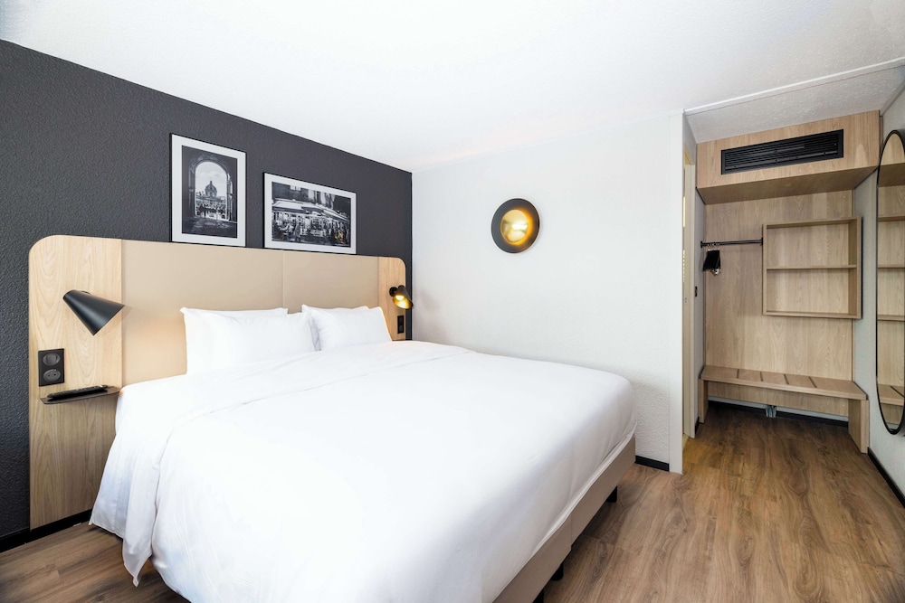 Hotel Campanile Meaux 4