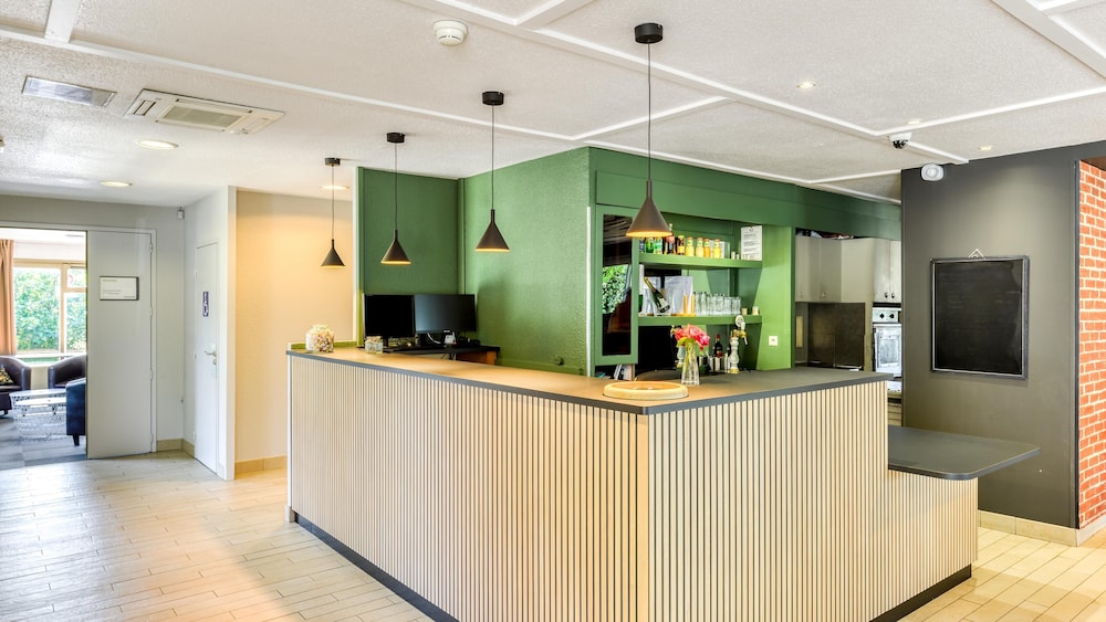 Hotel Campanile Meaux 2