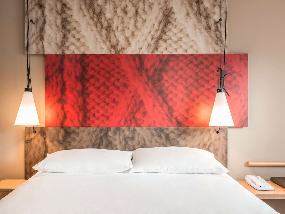 Hôtel ibis Marne-la-Vallée Noisy 11