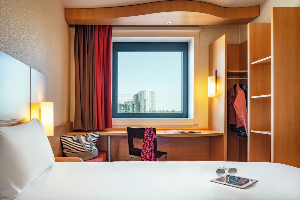 Hôtel ibis Marne-la-Vallée Noisy 10