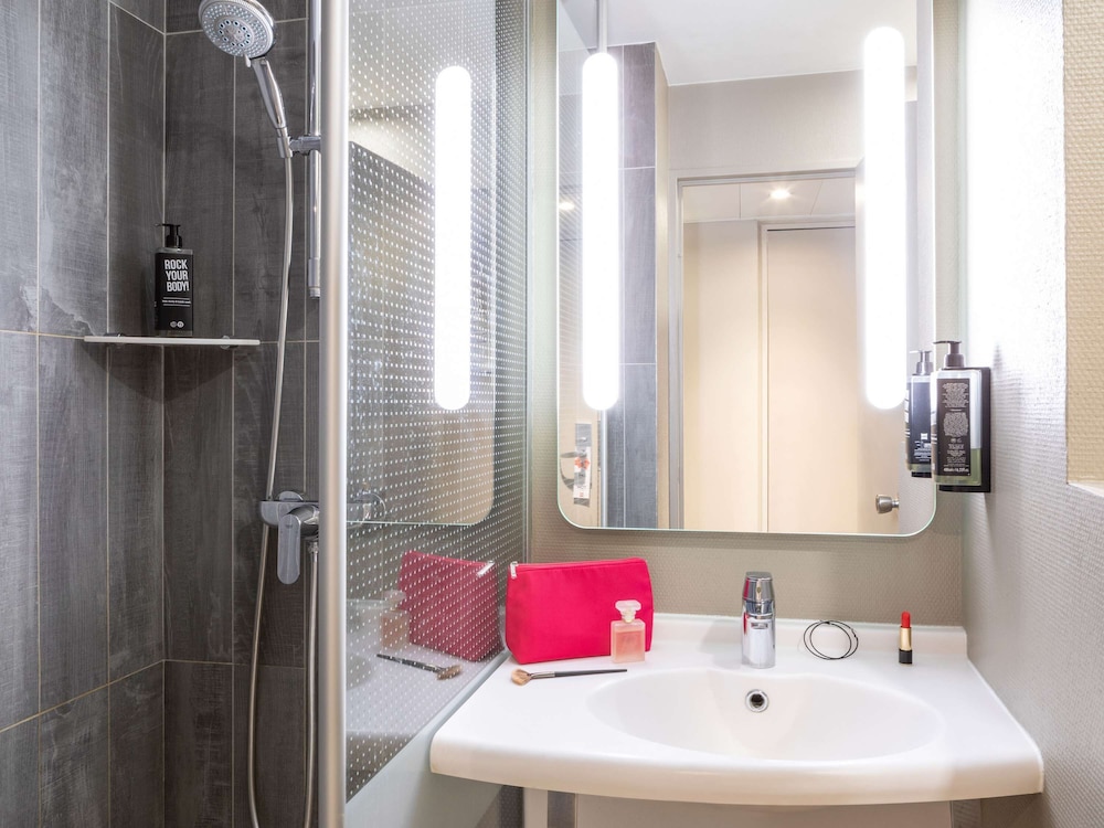 Hôtel ibis Paris Gare du Nord la Fayette 10ème 14