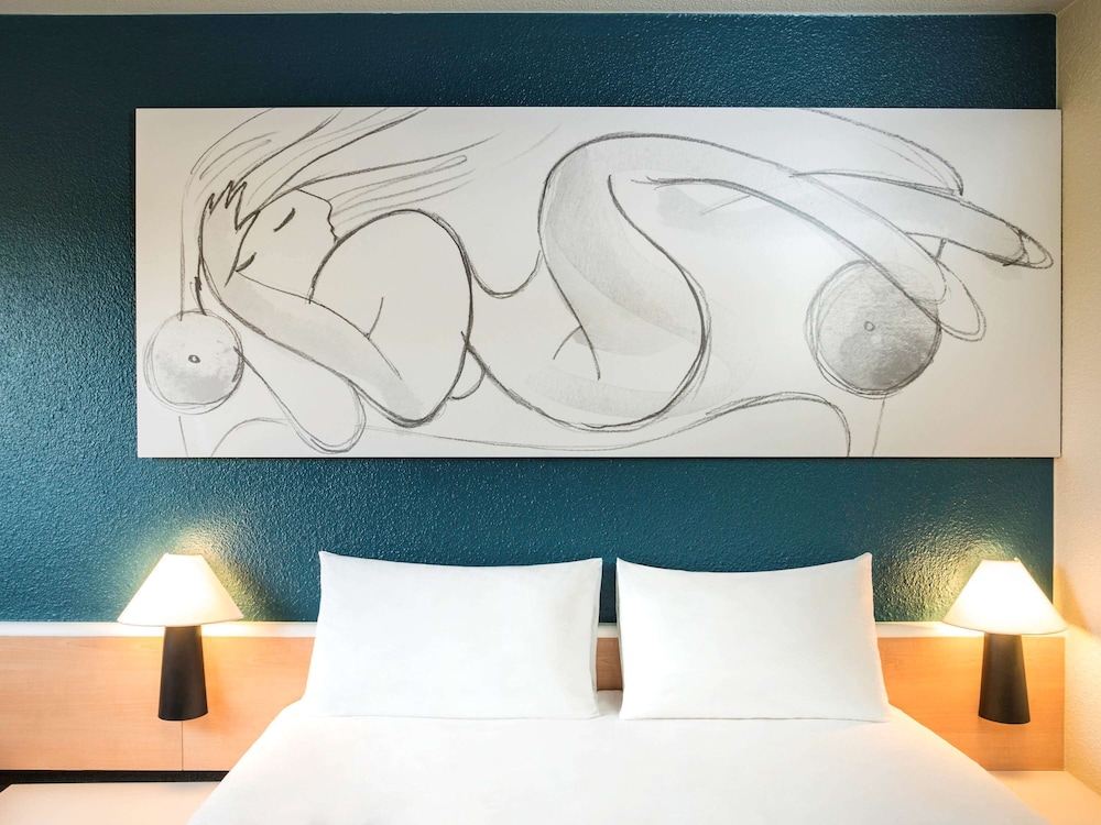 Hotel ibis Villepinte Parc Expos 4