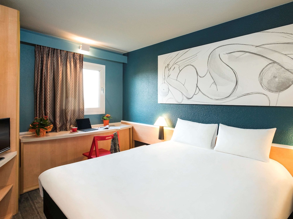 Hotel ibis Villepinte Parc Expos 12
