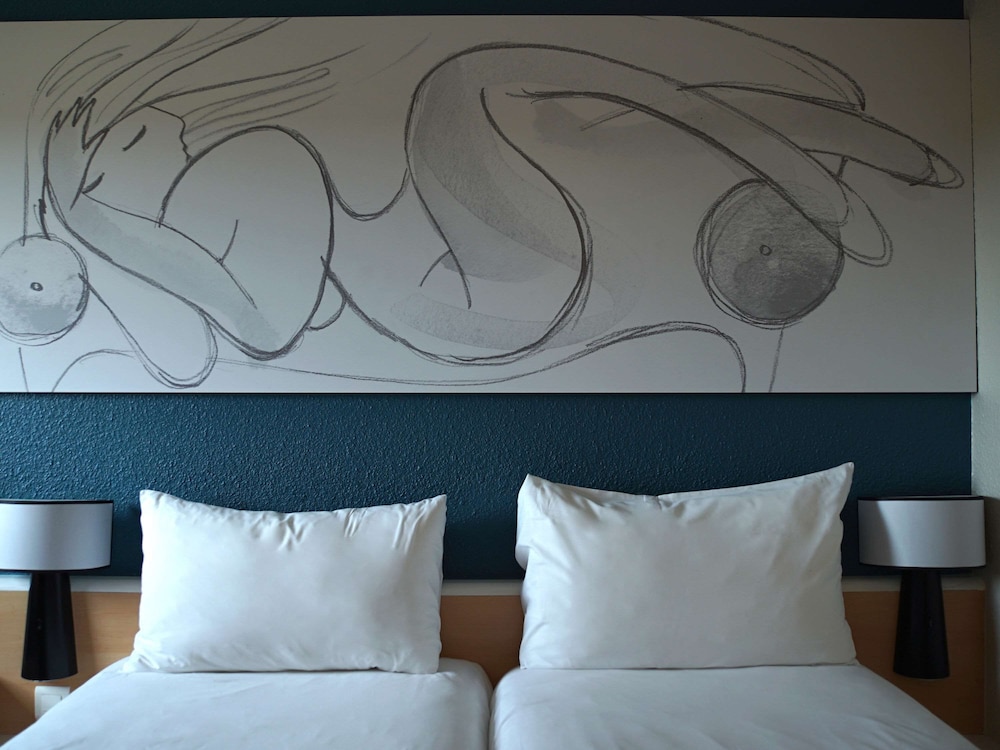 Hotel ibis Villepinte Parc Expos 3