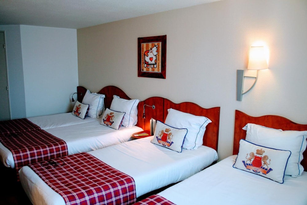 Green Hotels Parc des Expositions 14