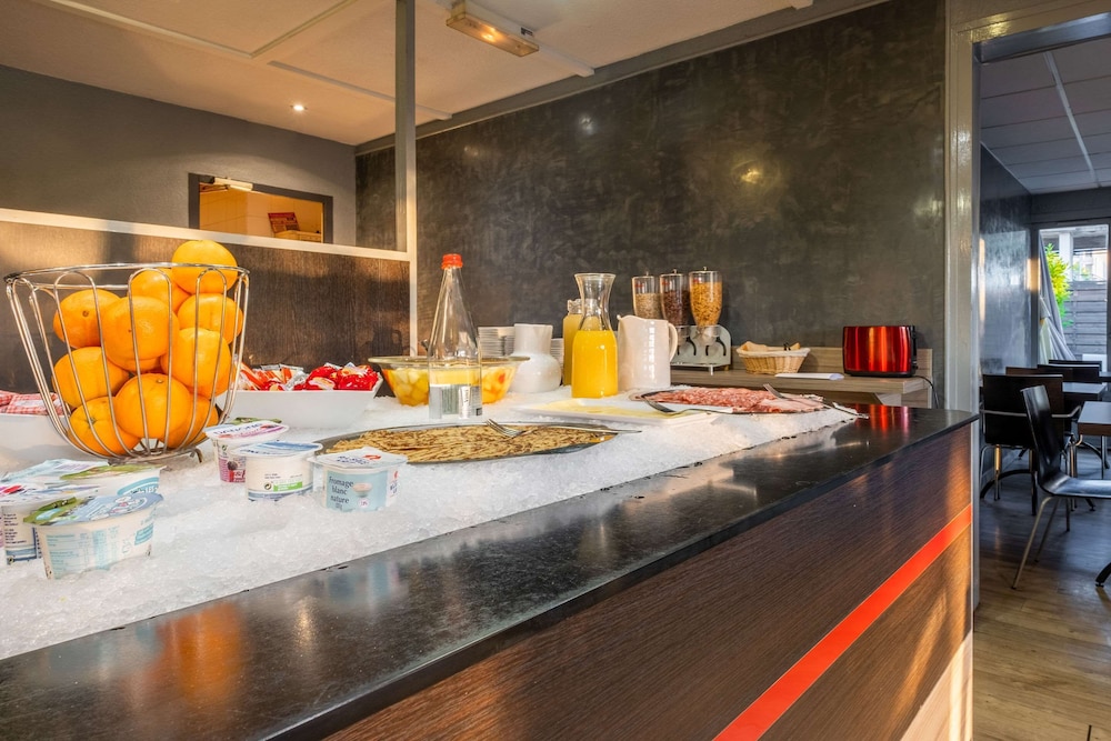 Comfort Hotel Rungis - Orly 19