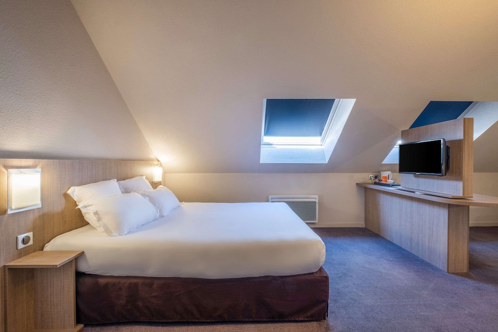Comfort Hotel Linas - Montlhery 12
