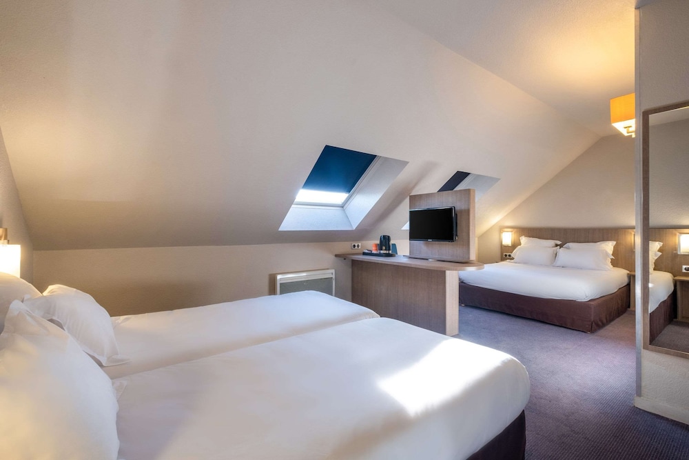 Comfort Hotel Linas - Montlhery 14