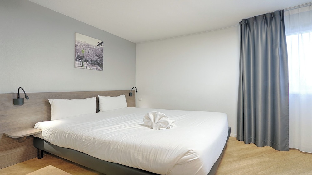 Vacancéole Aparthotel Paris Quai de Marne 14