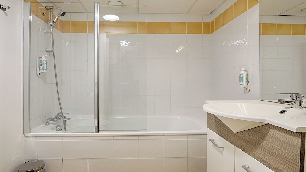 Vacancéole Aparthotel Paris Quai de Marne 23