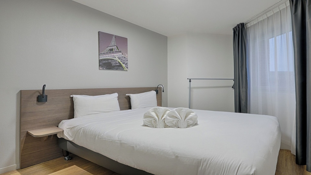 Vacancéole Aparthotel Paris Quai de Marne 10