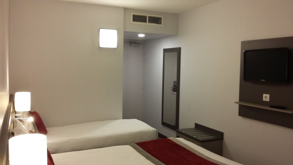 Brit Hotel Roissy Saint Witz 13