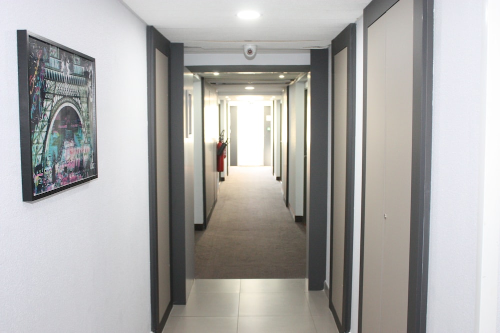 Brit Hotel Roissy Saint Witz 19