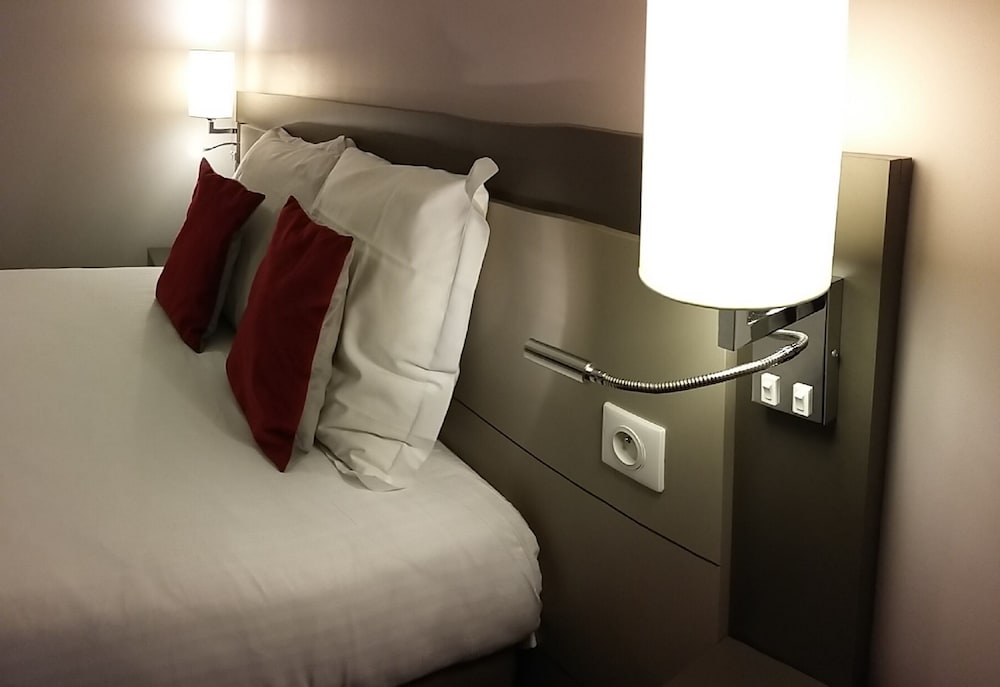 Brit Hotel Roissy Saint Witz 10