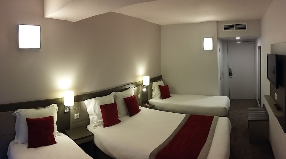 Brit Hotel Roissy Saint Witz 15