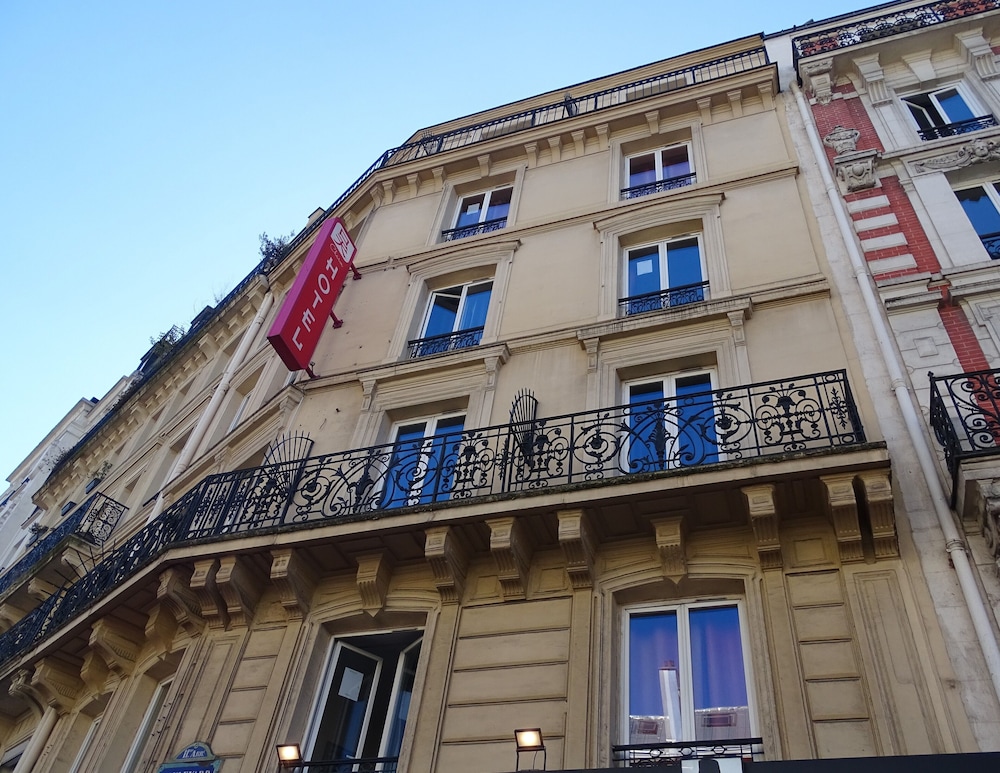 Hipotel Paris Voltaire Bastille 23