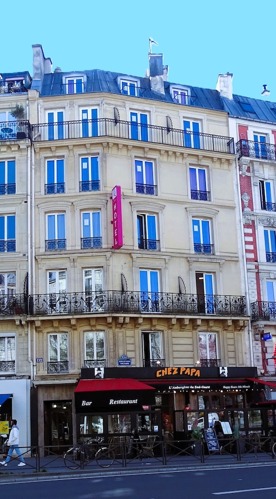 Hipotel Paris Voltaire Bastille 24