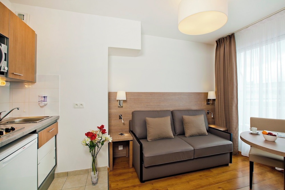 Residhome Monceau Bois Colombes 11