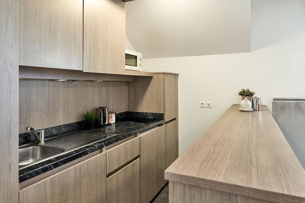 Zenitude Hôtel Résidences Roissy Village 11