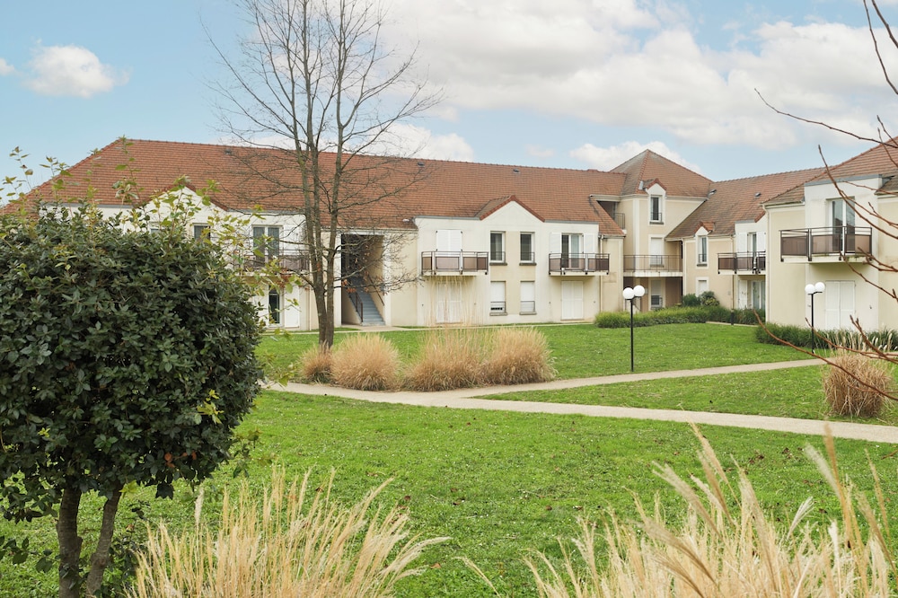 Zenitude Hôtel Résidences Roissy Village 20