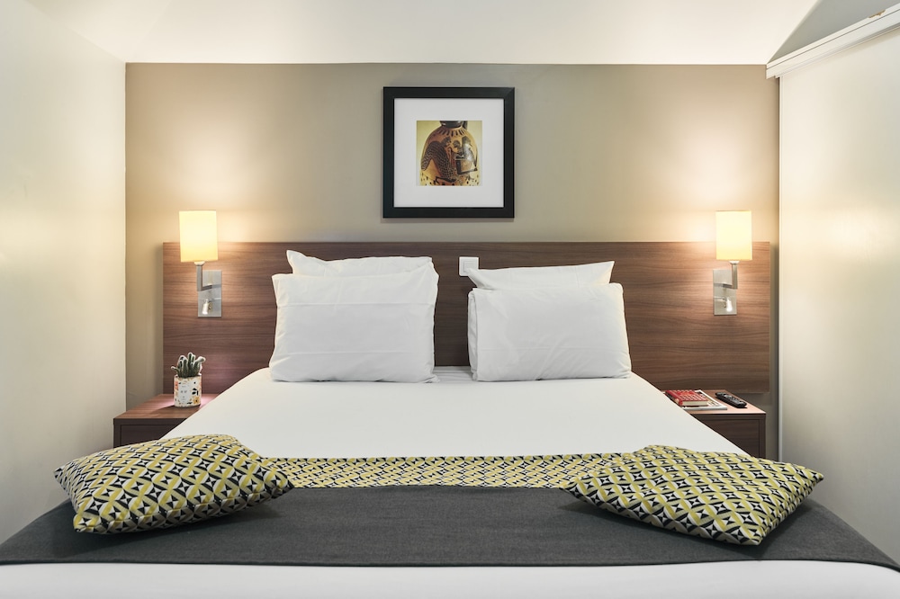 Zenitude Hôtel Résidences Roissy Village 8