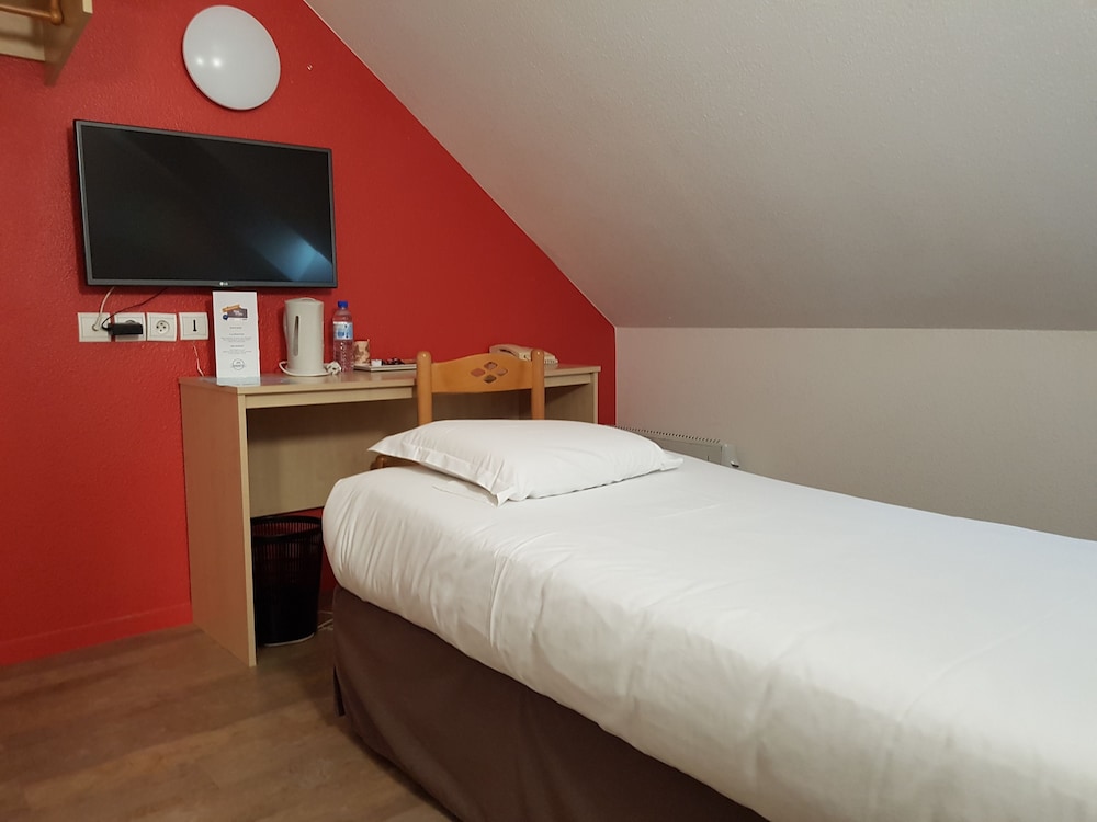 Comfort Hotel Etampes 6