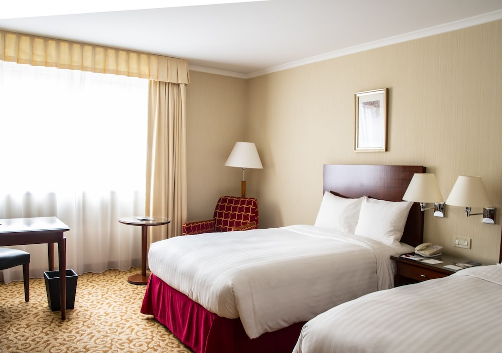Paris Marriott Charles de Gaulle Airport Hotel 6