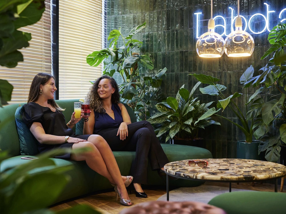 Mercure Paris Montparnasse Pasteur 16