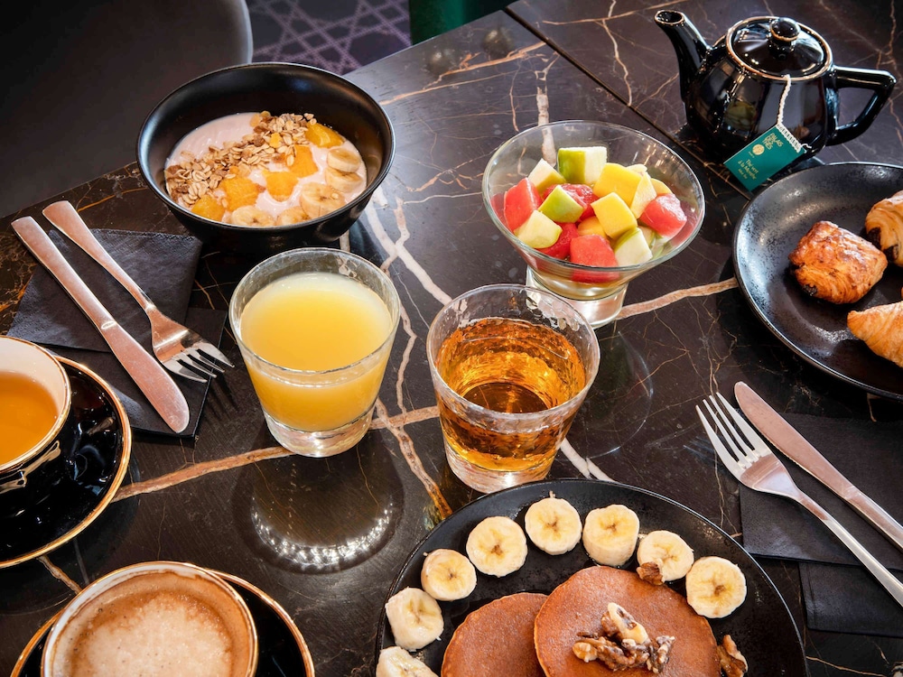 Mercure Paris Montparnasse Pasteur 12