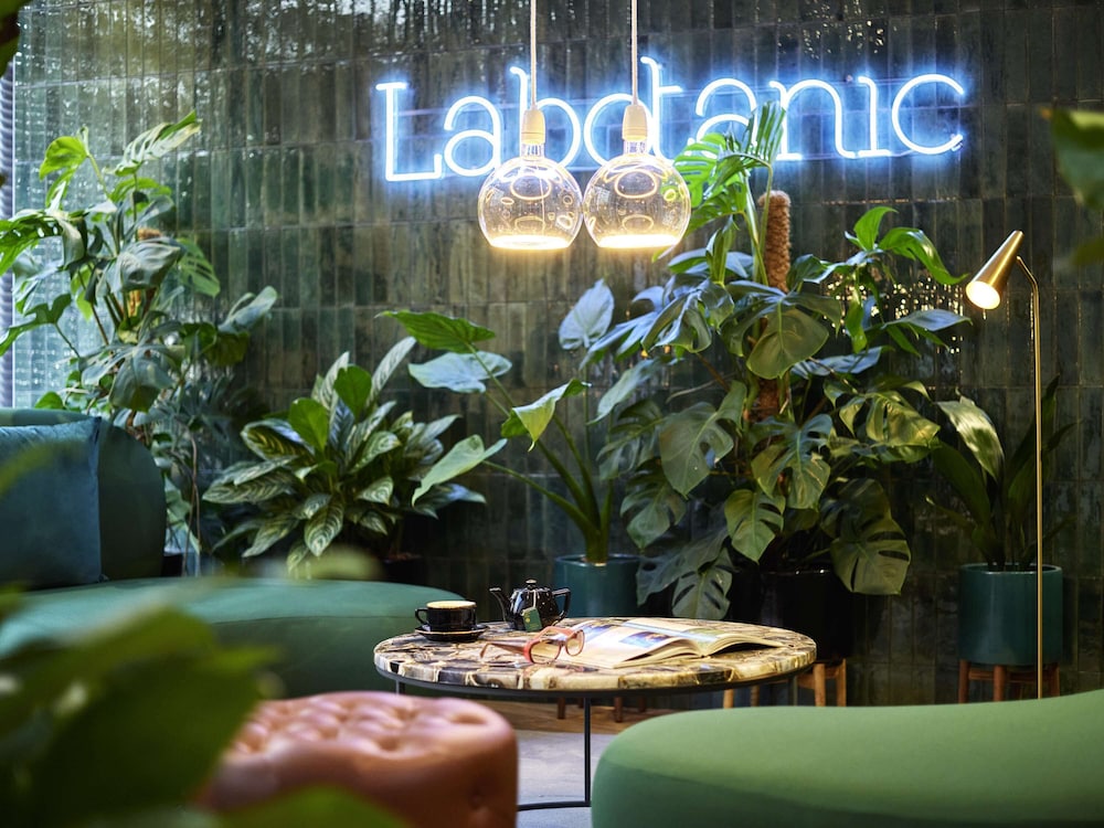 Mercure Paris Montparnasse Pasteur 10