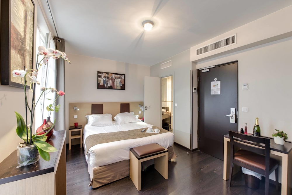 Hotel Source 1