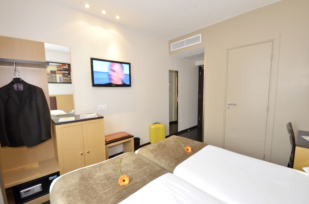 Hotel Source 16