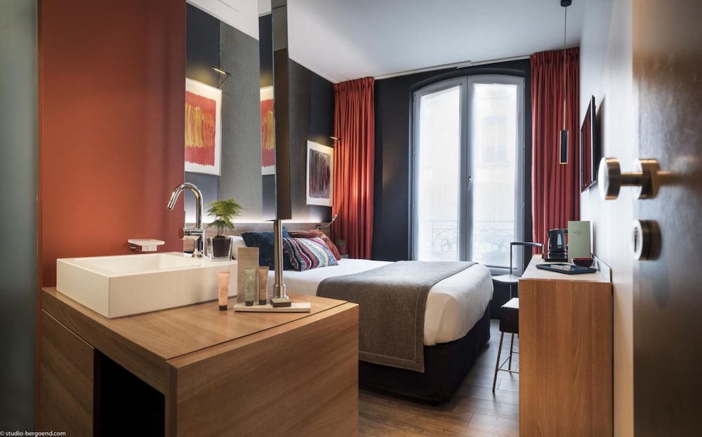 Fred Hotel 12